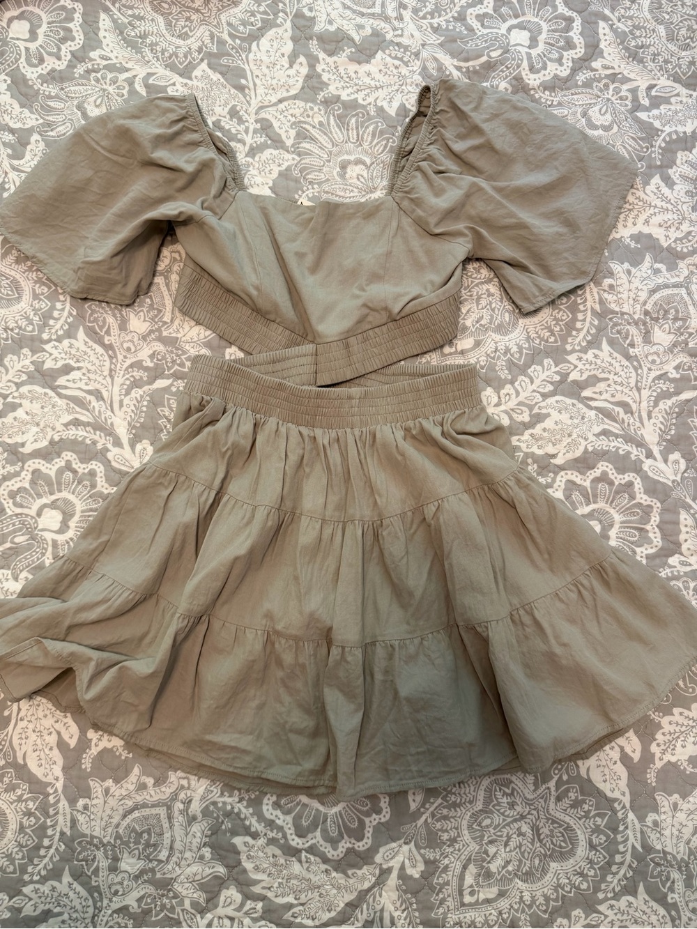 Shy Velvet Gray Dress (One Piece)
